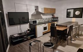 Gite Pour Professionnels En Deplacement - Centre Ville - Parking Gratuit